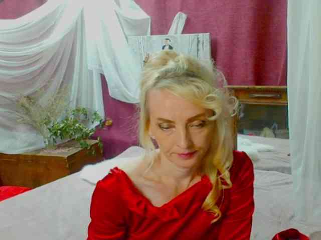 KatrinExcite webcam