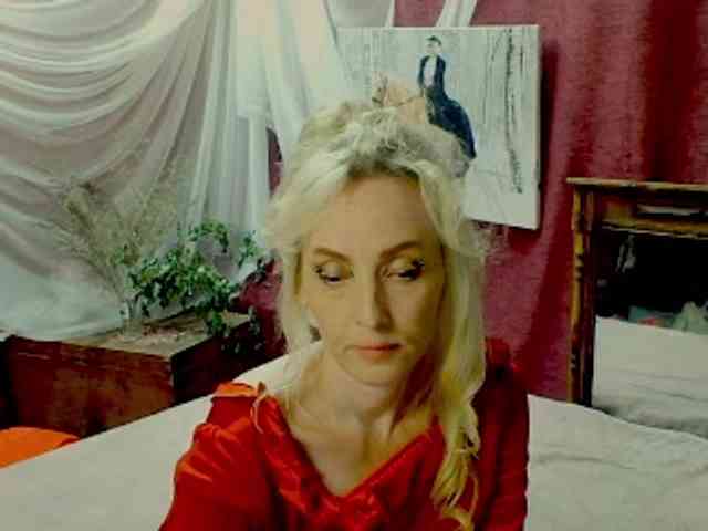 KatrinExcite webcam