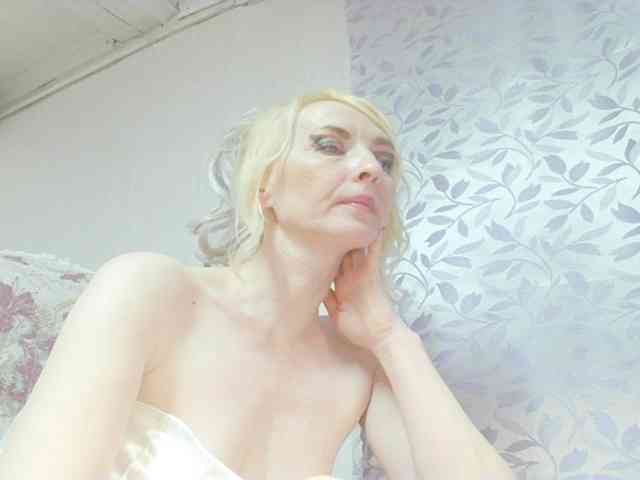 KatrinExcite webcam