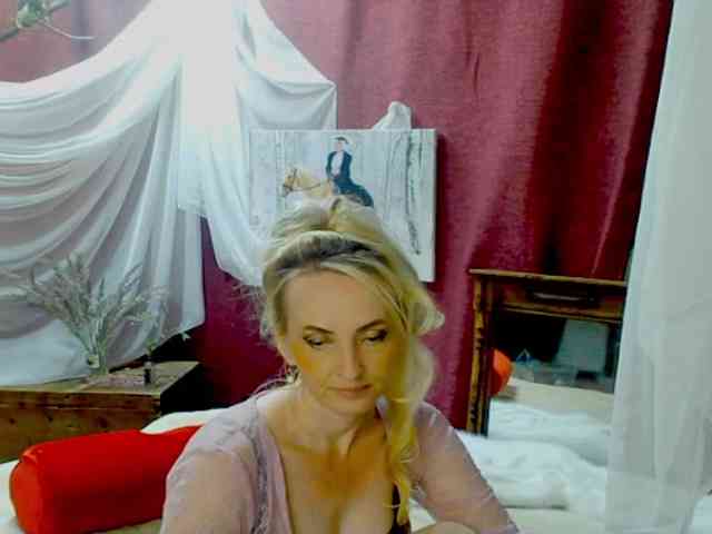 KatrinExcite webcam