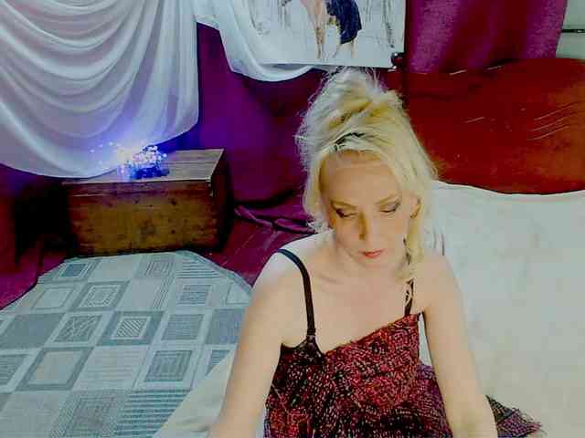 KatrinExcite webcam