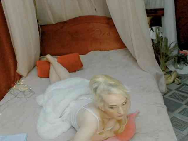KatrinExcite's webcam live show