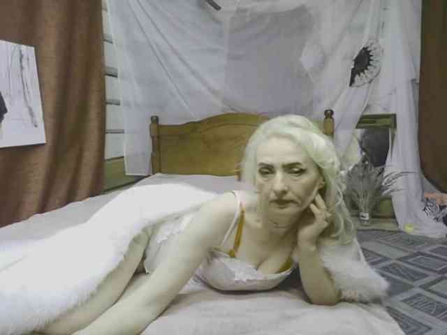 KatrinExcite webcam