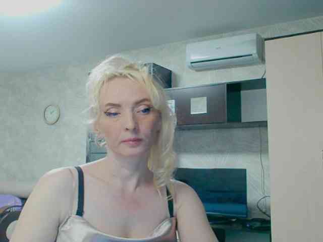KatrinExcite webcam