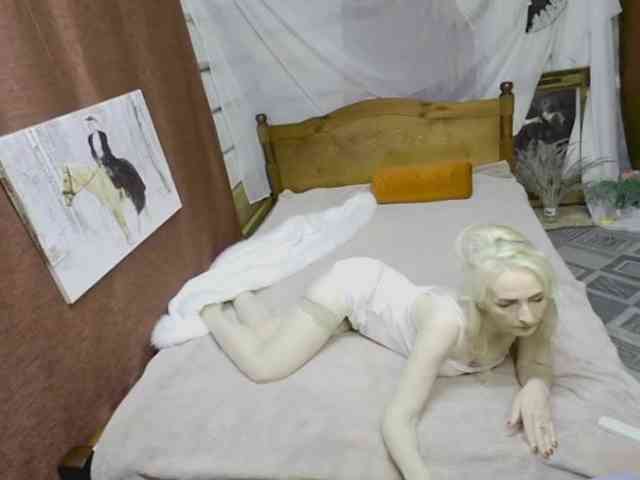 KatrinExcite webcam