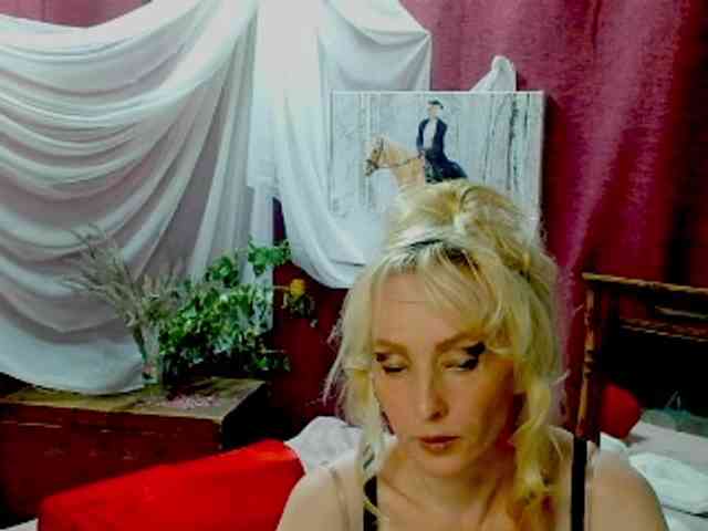 KatrinExcite webcam