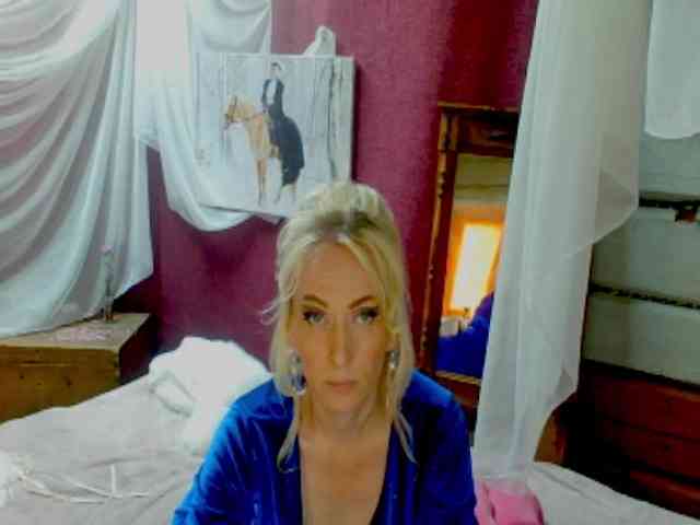 KatrinExcite webcam