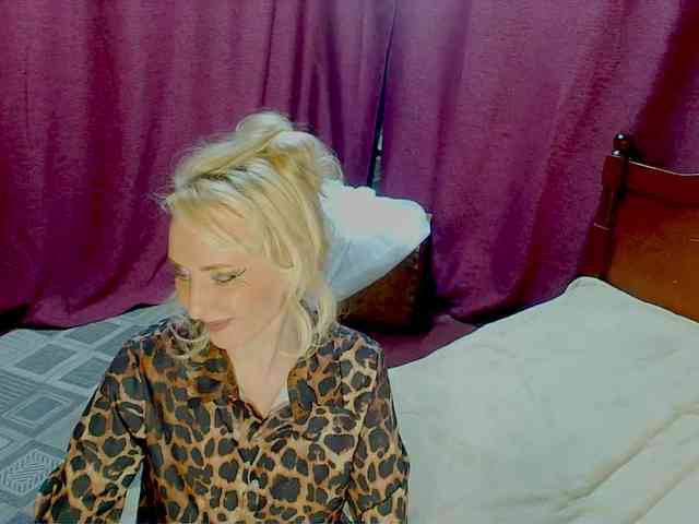 KatrinExcite webcam