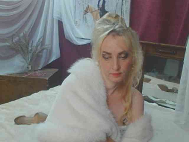 KatrinExcite webcam