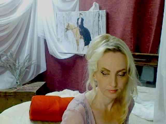 KatrinExcite webcam