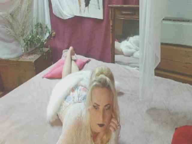 KatrinExcite webcam