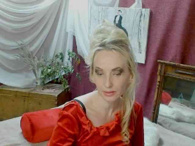 KatrinExcite webcam
