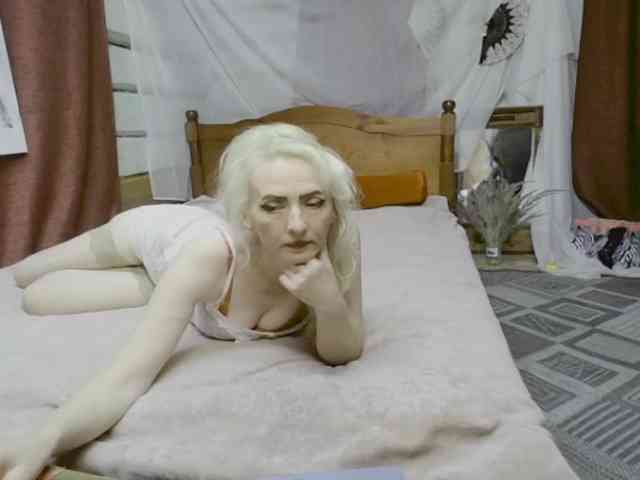 KatrinExcite webcam