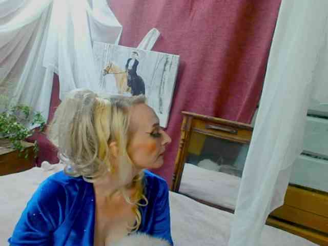 KatrinExcite webcam