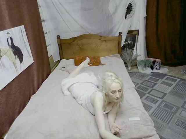KatrinExcite webcam