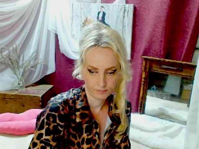 KatrinExcite webcam