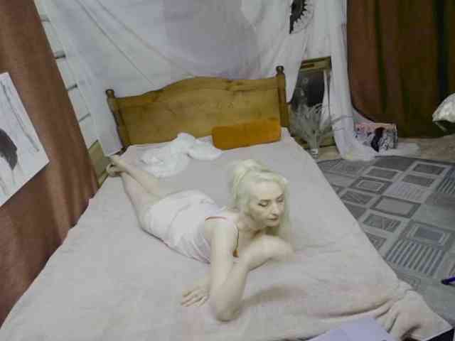 KatrinExcite webcam