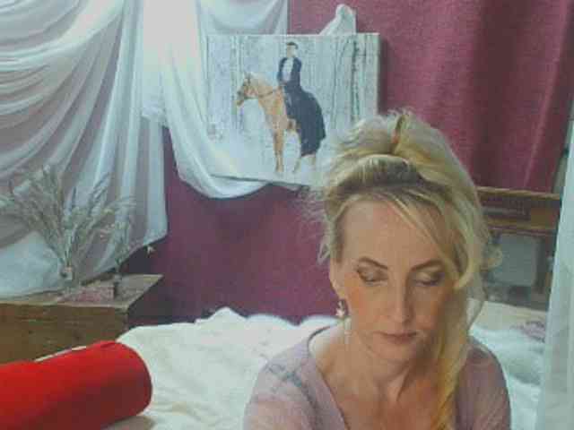 KatrinExcite webcam