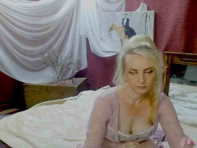 KatrinExcite webcam