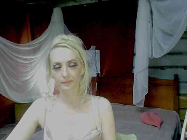 KatrinExcite webcam