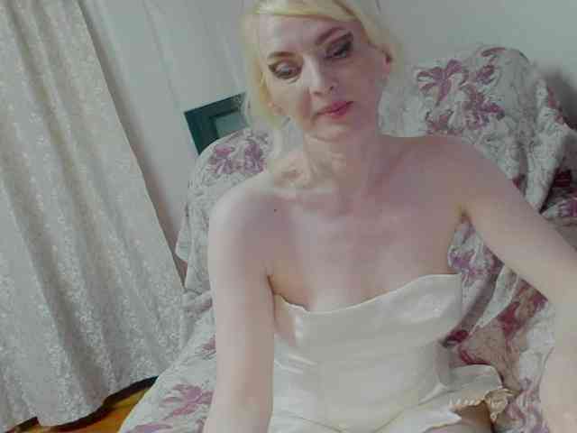 KatrinExcite webcam