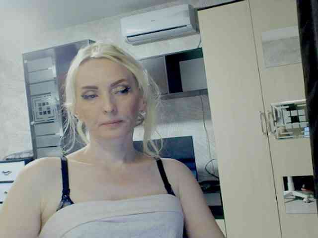 KatrinExcite webcam