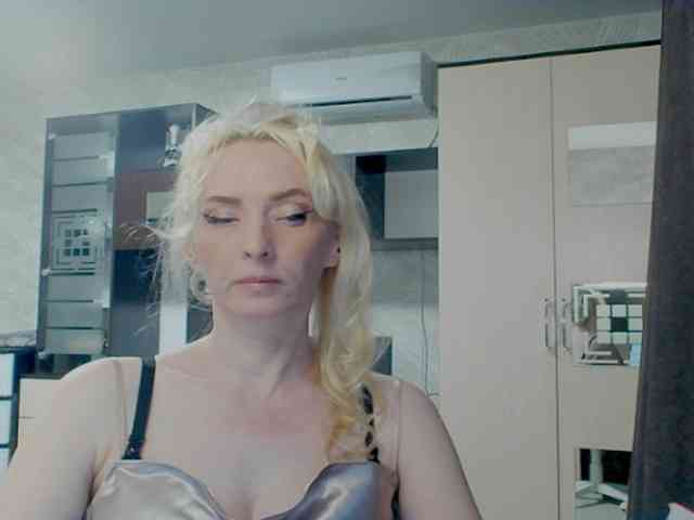 KatrinExcite webcam