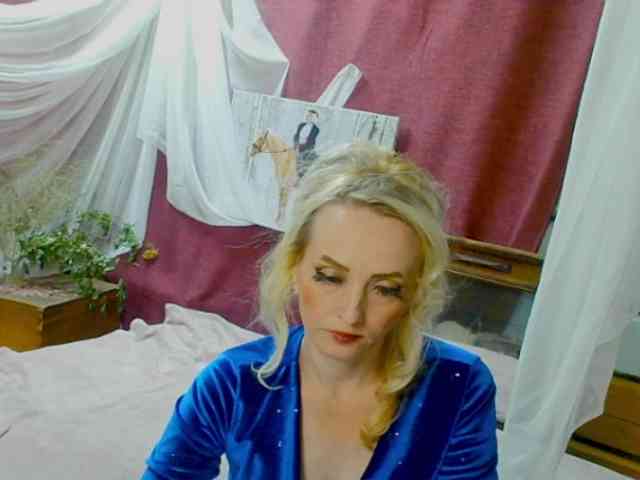 KatrinExcite webcam