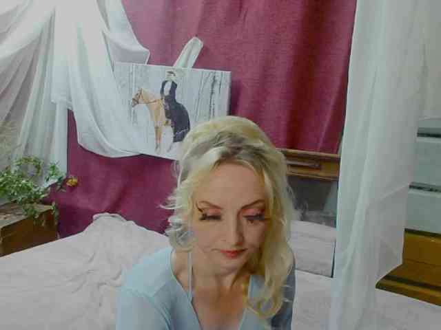 KatrinExcite webcam