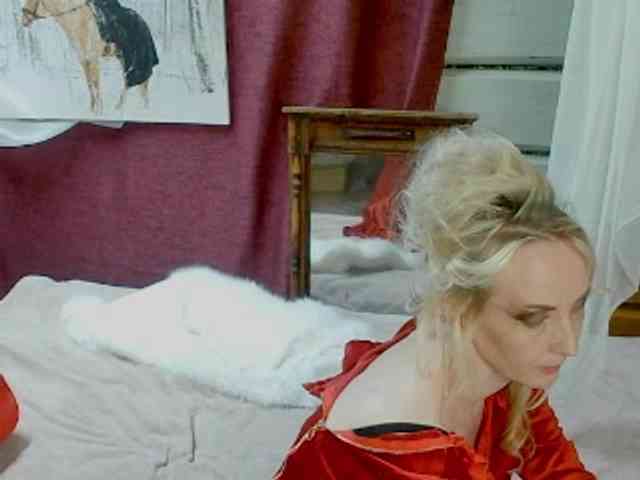 KatrinExcite webcam