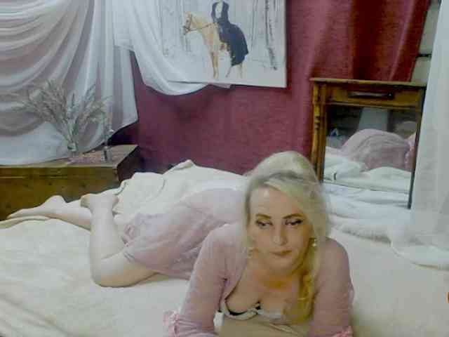 KatrinExcite webcam