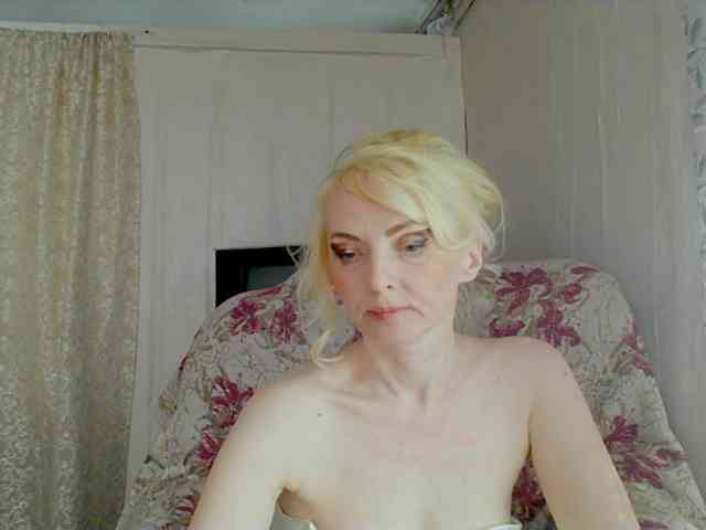 KatrinExcite webcam