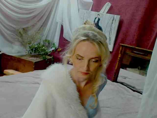 KatrinExcite webcam