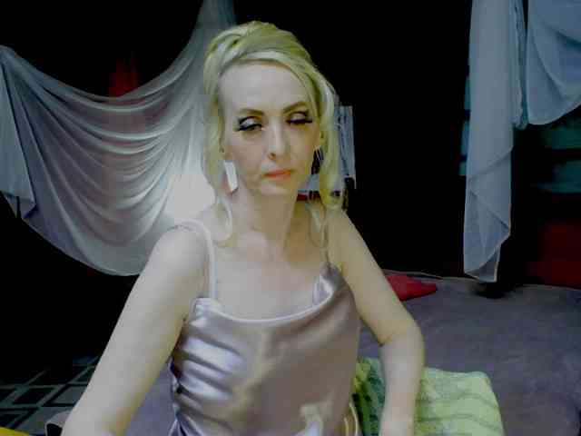 KatrinExcite webcam