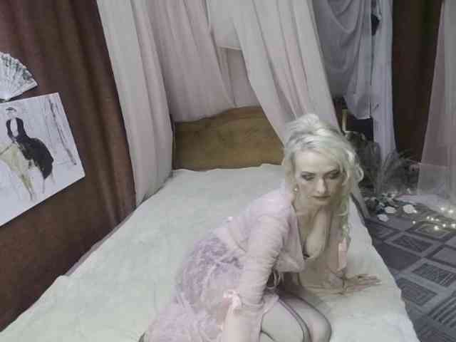 Model: KatrinExcite