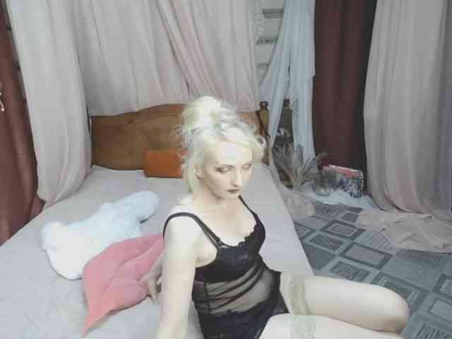 KatrinExcite's webcam live show