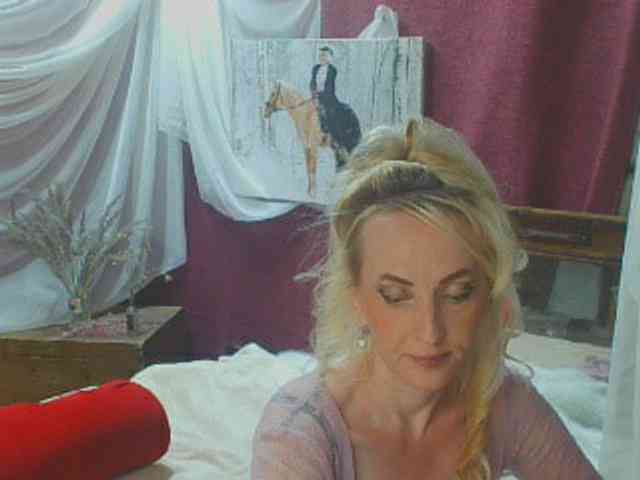 KatrinExcite Live Webcam on BongaCams