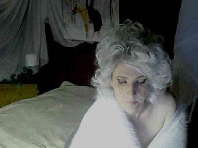 KatrinExcite webcam