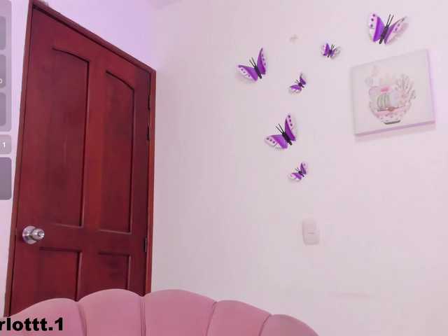 charlotte-250 live cam on BongaCams