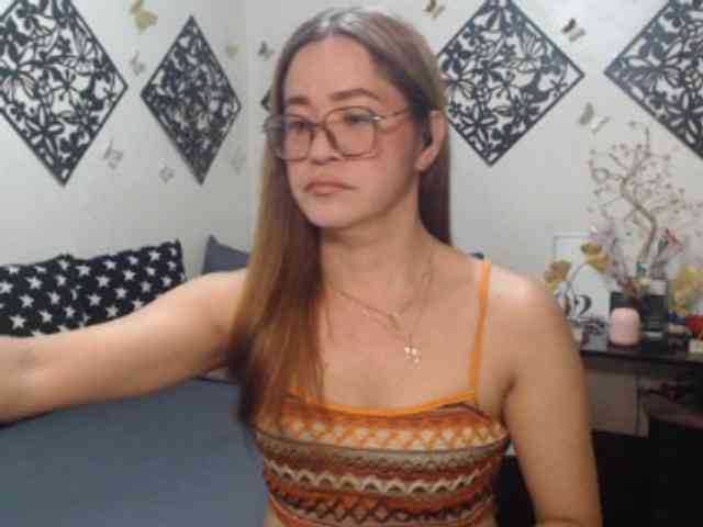 CUMelizabeth Sex Cam Show