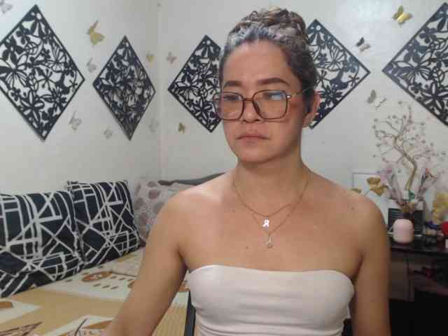CUMelizabeth Sex Cam Show