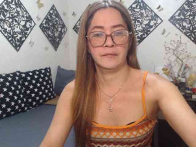 CUMelizabeth Sex Cam Show