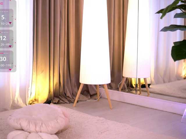 AnnaRhodes live cam on BongaCams