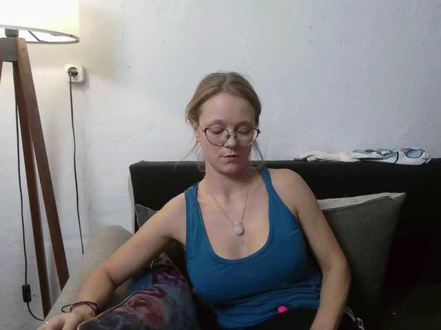 LeniFuchs live cam on BongaCams