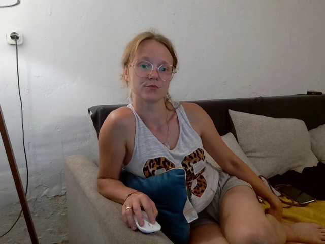 LeniFuchs live cam on BongaCams
