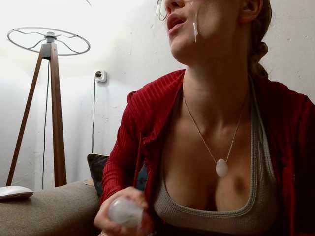LeniFuchs live cam on BongaCams