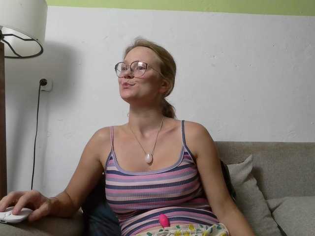 LeniFuchs live cam on BongaCams