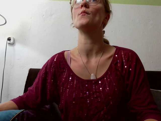 LeniFuchs live cam on BongaCams