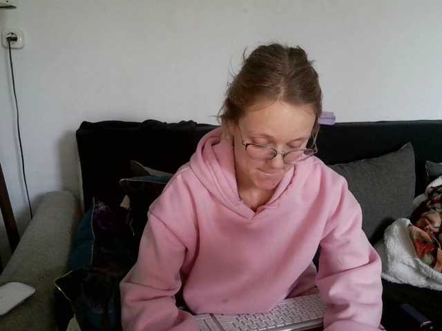 LeniFuchs, en directo ahora en BongaCams