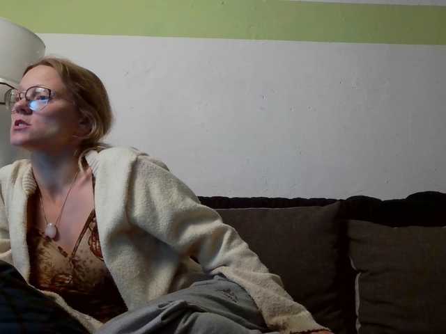 LeniFuchs live cam on BongaCams